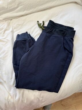 FIGS Navy Joggers with Olive Drawstring